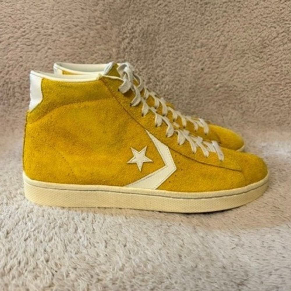 Converse Pro Leather PL 76 Ox Mens 10.5 Yellow Hairy Suede High Top 155339C - Picture 1 of 10